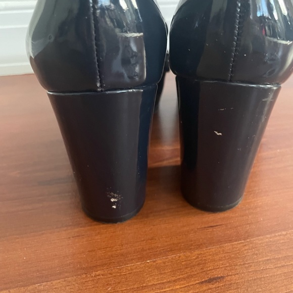 Dark Blue Shiny Loren Tahari Loafer Chunky Heels Size 10M - Picture 3 of 11